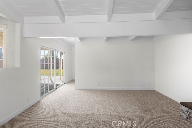 13303 Judah Avenue, Hawthorne CA: https://media.crmls.org/medias/ad3d41bb-86c2-402b-96db-cae1c30f9b68.jpg