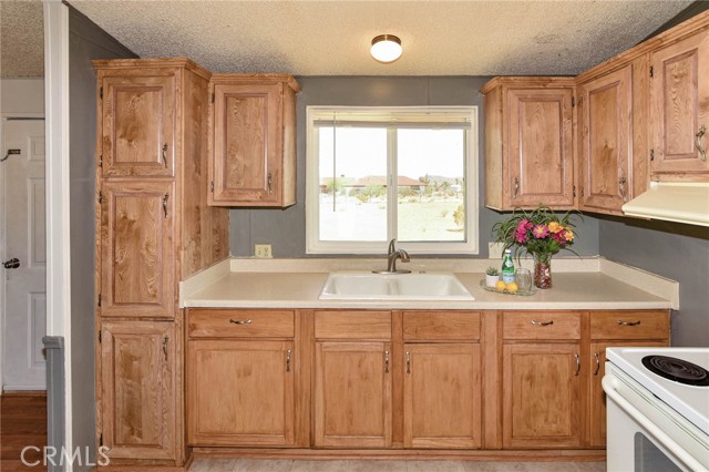 Detail Gallery Image 19 of 45 For 1732 Surrey Ave, Yucca Valley,  CA 92284 - 2 Beds | 2 Baths