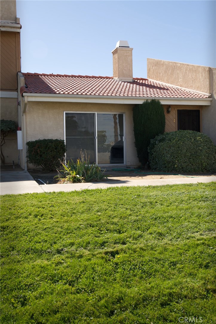 16465 Green Tree
