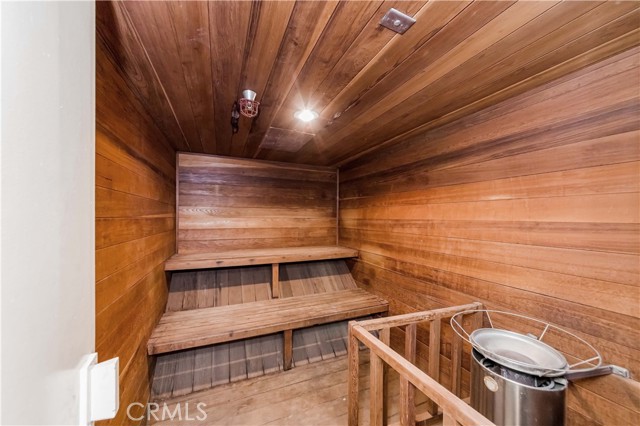Detail Gallery Image 31 of 32 For 358 S Gramercy Pl #201,  Los Angeles,  CA 90020 - 2 Beds | 2 Baths