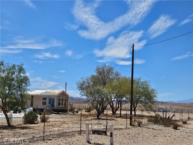 Detail Gallery Image 2 of 4 For 69079 Pole Line Rd, Twentynine Palms,  CA 92277 - 1 Beds | 1 Baths