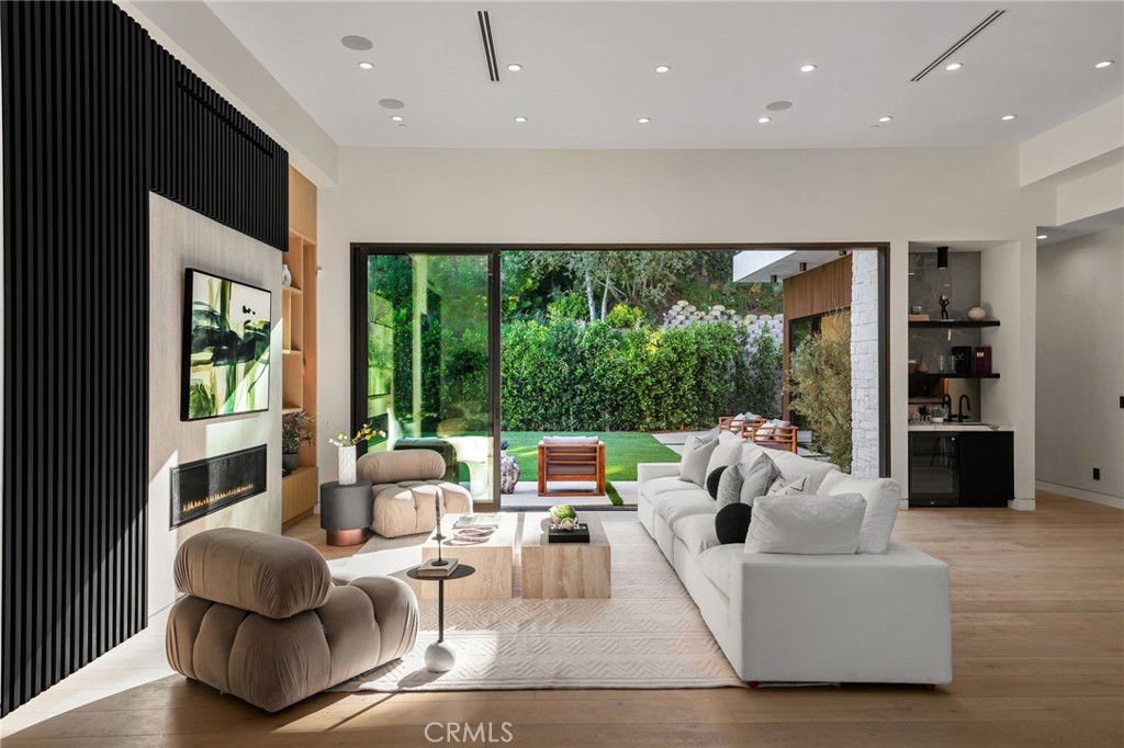 Ad433Ea6 Fcca 4736 Abe9 701E8A4Aeb04 17040 Mooncrest Drive, Encino, Ca 91436 &Lt;Span Style='BackgroundColor:transparent;Padding:0Px;'&Gt; &Lt;Small&Gt; &Lt;I&Gt; &Lt;/I&Gt; &Lt;/Small&Gt;&Lt;/Span&Gt;