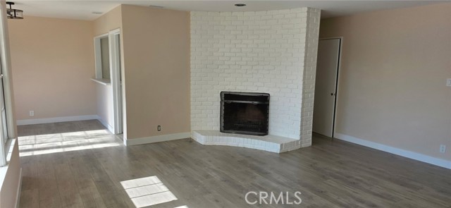 8849 Swinton Avenue, North Hills CA: https://media.crmls.org/medias/ad4358b4-f8f8-421f-997a-cadda75e0f12.jpg