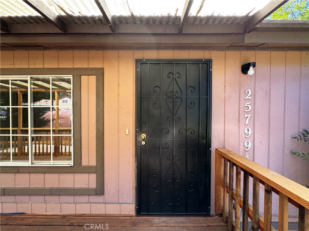 https://media.crmls.org/medias/ad435a5d-872a-4c09-900c-541295d4adfc.jpg?preset=X-Large