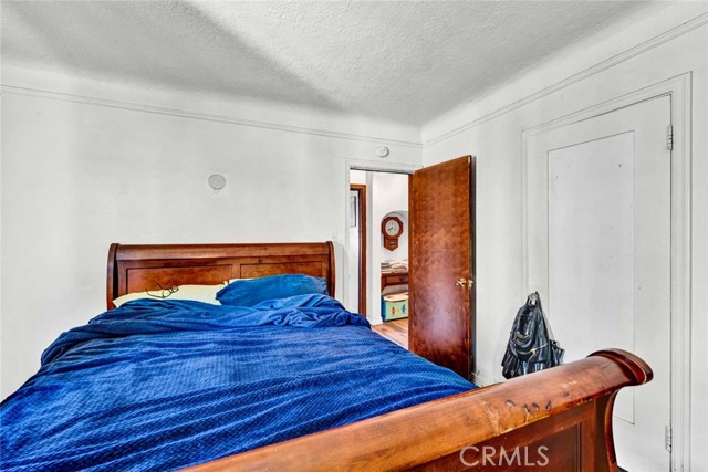 2184 Cedar Avenue, Long Beach CA: https://media.crmls.org/medias/ad43729c-e82f-4740-b1dd-523dc8d24652.jpg