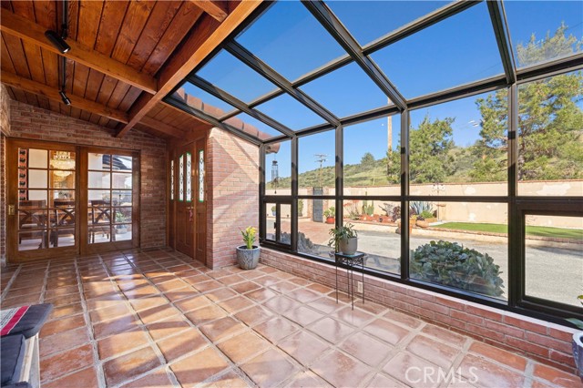 Detail Gallery Image 7 of 75 For 11950 Sierra Hwy, Agua Dulce,  CA 91390 - 3 Beds | 4 Baths