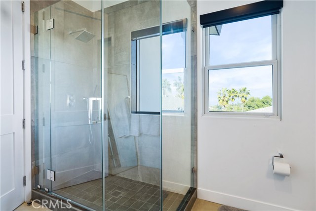 Detail Gallery Image 29 of 65 For 11308 Dona Teresa Dr, Studio City,  CA 91604 - 5 Beds | 4 Baths
