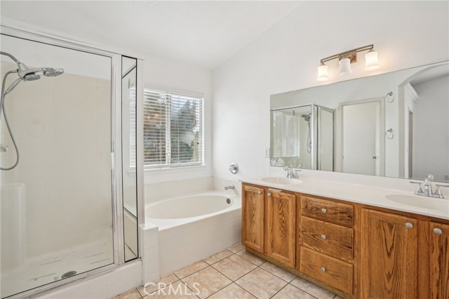 4644 Starstone Court, Palmdale CA: https://media.crmls.org/medias/ad43bd84-42f4-4552-adc8-d048d03af92a.jpg