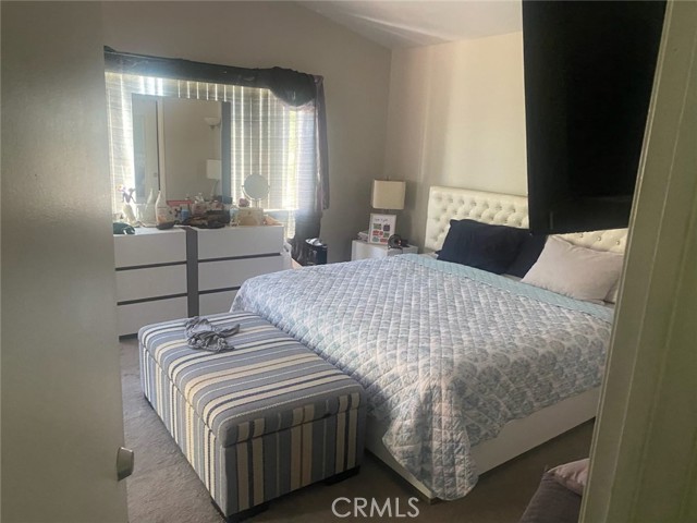 1860 Coolidge Street, Corona CA: https://media.crmls.org/medias/ad4445f4-edab-4a36-9763-24b13ad6192b.jpg