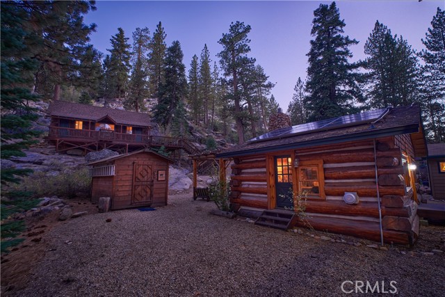 39519 Lakeview Pines Road, Big Bear Lake CA: https://media.crmls.org/medias/ad44794b-d79c-4944-8c85-05d15cdcd3a7.jpg