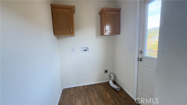 Detail Gallery Image 11 of 13 For 15320 Trinity Rd, Cobb,  CA 95426 - 3 Beds | 2 Baths