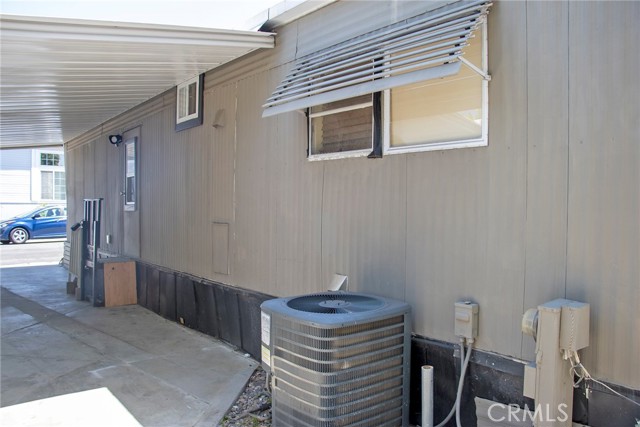 Detail Gallery Image 21 of 29 For 8811 Canoga Ave #120,  Canoga Park,  CA 91304 - 2 Beds | 1 Baths