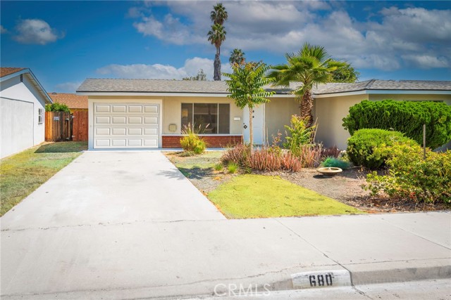 680 Barber Drive, Hemet CA: https://media.crmls.org/medias/ad4549b5-7007-49bf-9162-2e4f7be387cb.jpg