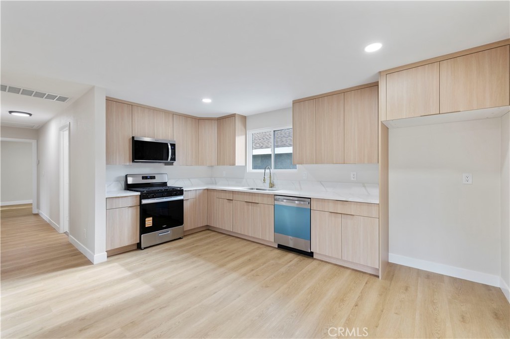 MLS #SR25242168 image #5