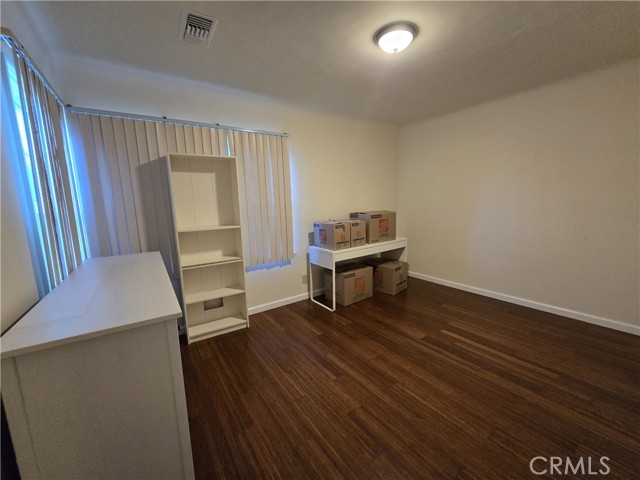 Detail Gallery Image 11 of 27 For 2944 Mayfield, La Crescenta,  CA 91214 - 3 Beds | 2 Baths