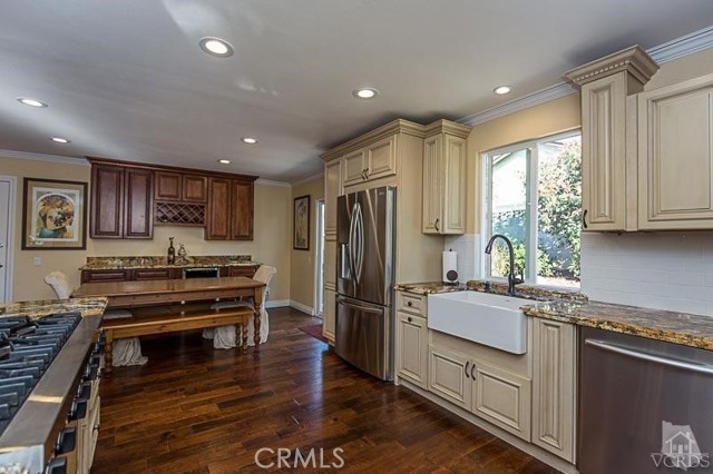 3093 Rollings Avenue, Thousand Oaks CA: https://media.crmls.org/medias/ad47d9c9-126c-4628-b7d5-89d641e772a0.jpg