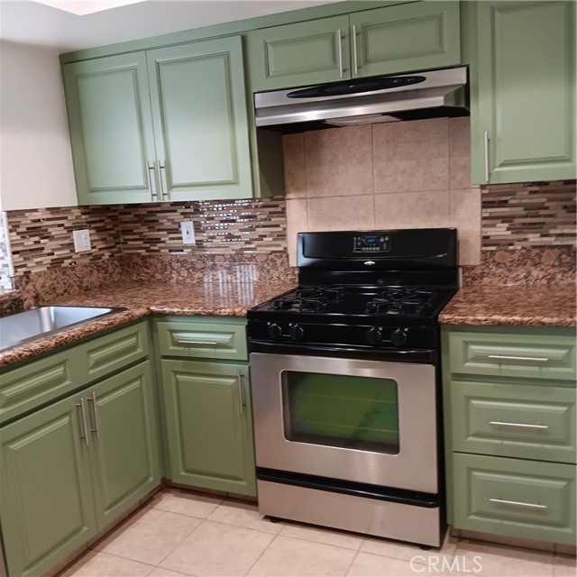 Detail Gallery Image 13 of 46 For 17037 S Vermont Ave #108,  Gardena,  CA 90247 - 3 Beds | 3 Baths