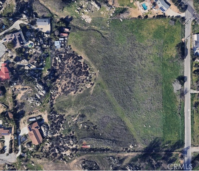 Detail Gallery Image 2 of 19 For 27475 Cornell, Hemet,  CA 92544 - – Beds | – Baths