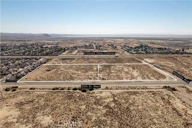 0 25th W Street, Rosamond CA: https://media.crmls.org/medias/ad48e0ca-9f3f-4130-86e4-e29020a5283f.jpg