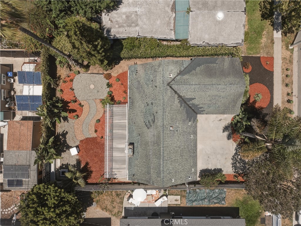 https://media.crmls.org/medias/ad48ec12-9096-4fd1-a601-d6696369ead0.jpg?preset=X-Large