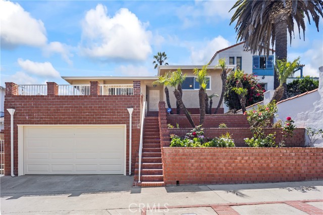 Detail Gallery Image 2 of 43 For 2021 Elanita Dr, San Pedro,  CA 90732 - 3 Beds | 2 Baths