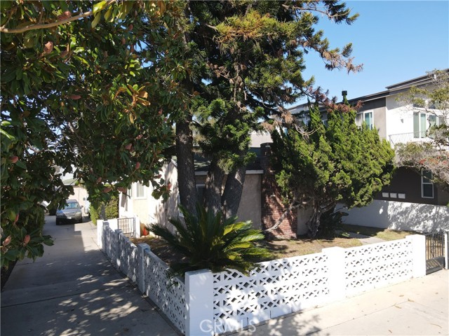 2705 Rockefeller Lane, Redondo Beach, California 90278, ,Residential Income,Sold,Rockefeller,SB22225482