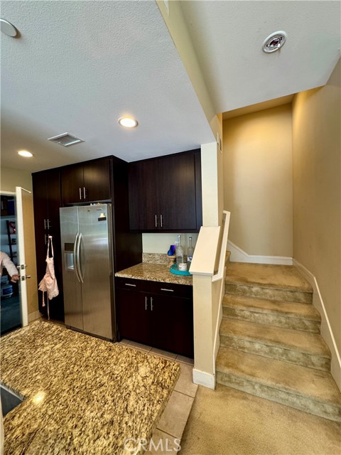 3 Vantis Drive, Aliso Viejo CA: https://media.crmls.org/medias/ad4a36ed-039a-4984-b87d-bf09a5b92ac9.jpg