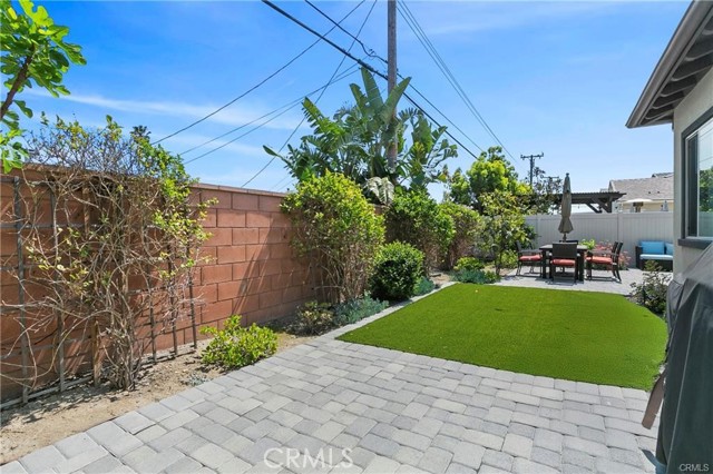 14432 Windfall Lane, Huntington Beach CA: https://media.crmls.org/medias/ad4a863e-8b5f-4bdc-82dc-7224adf86226.jpg