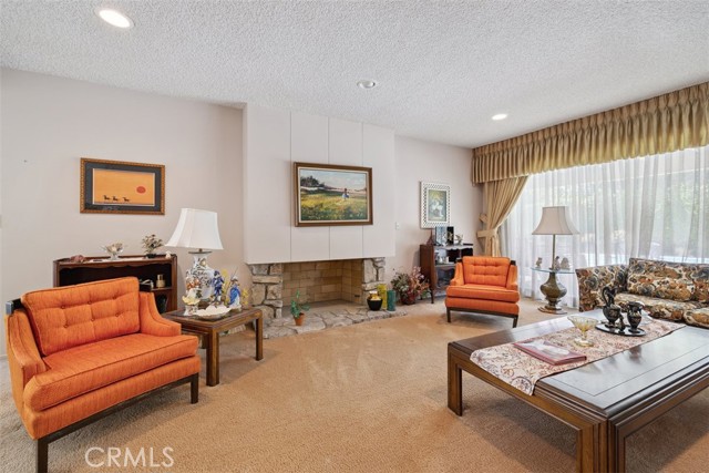 Detail Gallery Image 8 of 21 For 17733 Palora St, Encino,  CA 91316 - 4 Beds | 3 Baths