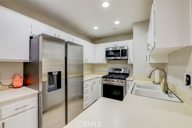 Detail Gallery Image 10 of 22 For 12651 Briarglen #K,  Stanton,  CA 90680 - 1 Beds | 1 Baths