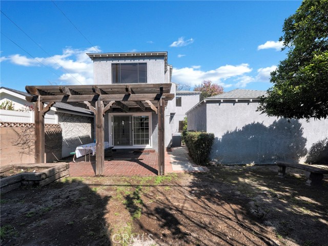 Detail Gallery Image 44 of 55 For 345 S Beachwood Dr, Burbank,  CA 91506 - 5 Beds | 3 Baths