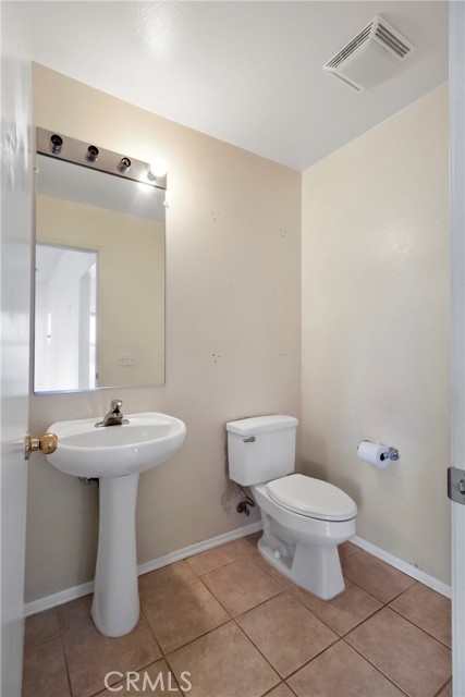 Detail Gallery Image 13 of 20 For 3448 Murray Hill Way, Hemet,  CA 92545 - 4 Beds | 2/1 Baths