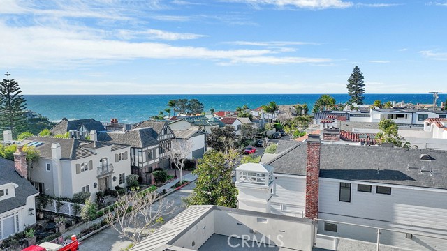 Detail Gallery Image 2 of 61 For 243 Poppy Ave, Corona Del Mar,  CA 92625 - 4 Beds | 3/1 Baths