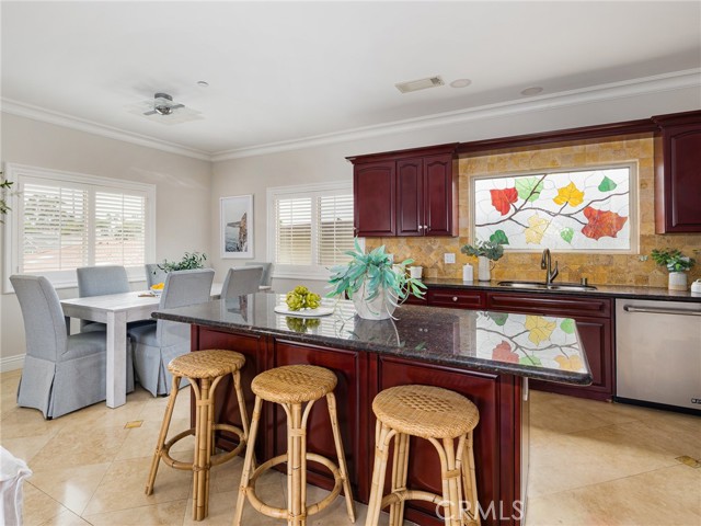 229 N Juanita Avenue, Redondo Beach CA: https://media.crmls.org/medias/ad4d2463-2354-4026-a4b6-5f9d8c5dc2e2.jpg