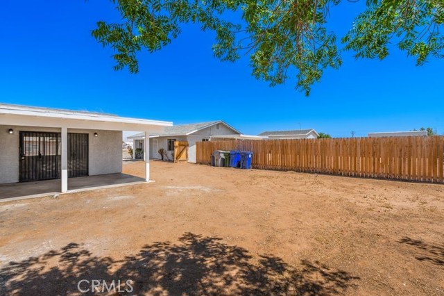 16233 Manzanita Street, Hesperia CA: https://media.crmls.org/medias/ad4dfe31-f144-4ea6-bc3f-a82bb1d05c90.jpg