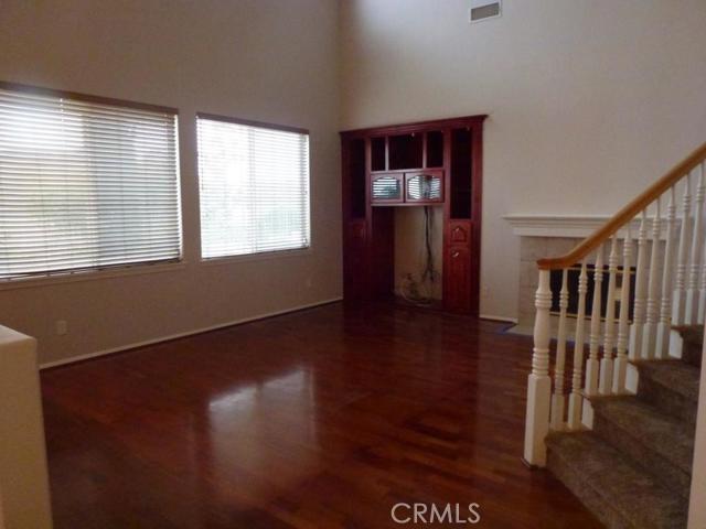 23261 Castle Rock, Mission Viejo CA: https://media.crmls.org/medias/ad4f1ae2-be6f-4b17-8a95-2deb6a4d5d5a.jpg