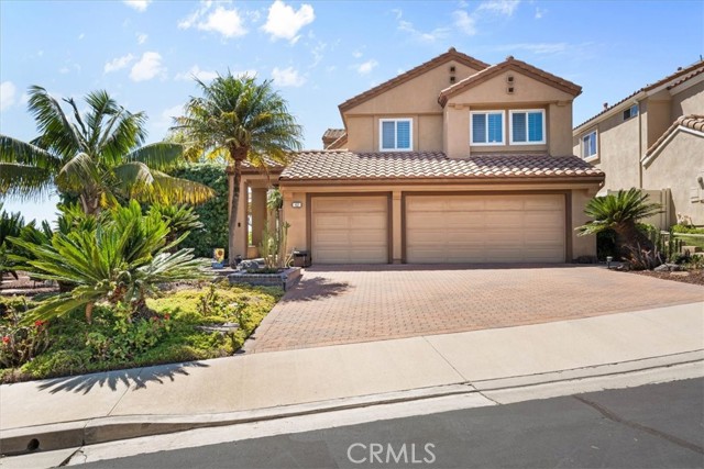 42 Paseo Alba, San Clemente CA: https://media.crmls.org/medias/ad4f7ba8-06f5-4120-b9b3-f2f599e0b9ab.jpg
