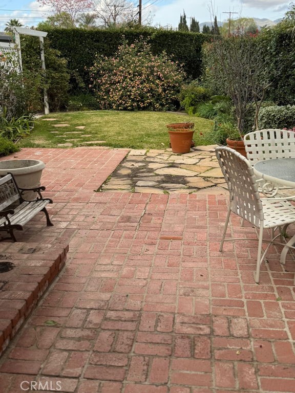 Detail Gallery Image 20 of 26 For 16418 Minnehaha St, Granada Hills,  CA 91344 - 3 Beds | 2 Baths