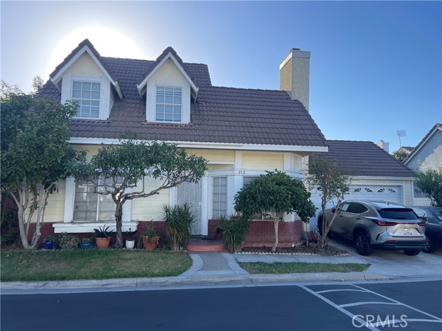 312 Suffolk Cmn, Santa Ana, CA 92704