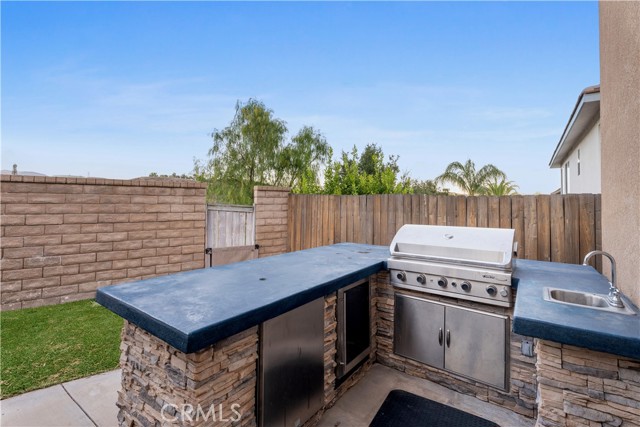 32778 The Old Road, Castaic CA: https://media.crmls.org/medias/ad530063-cbba-4737-8513-b27d1f4c1d99.jpg