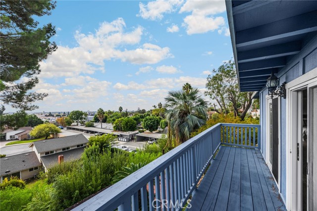 Detail Gallery Image 7 of 24 For 404 Cannon Ln, Fullerton,  CA 92831 - 3 Beds | 2/1 Baths