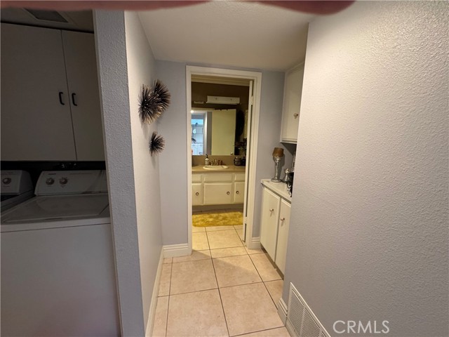 72399 Ridgecrest Lane, Palm Desert CA: https://media.crmls.org/medias/ad53f2c0-0adf-4ecb-9c1d-53d0903d7bd0.jpg