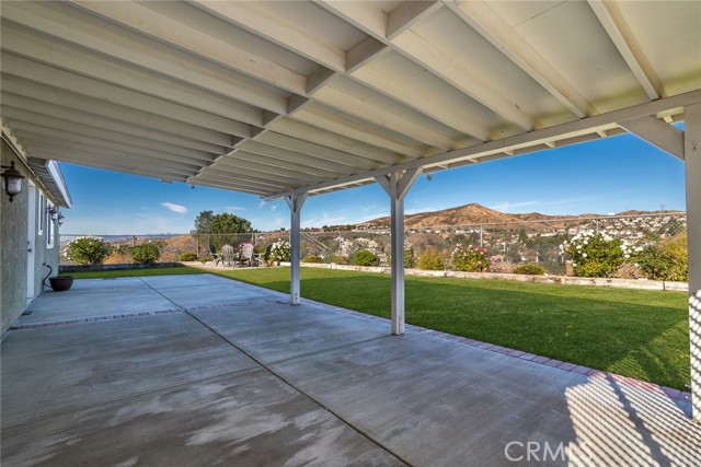 Detail Gallery Image 28 of 42 For 18711 Nadal St, Canyon Country,  CA 91351 - 3 Beds | 2 Baths