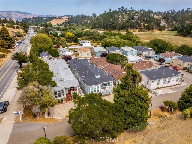 1460 Main Street, Cambria CA: https://media.crmls.org/medias/ad548026-21c9-40ee-8ca1-d5c670a48300.jpg