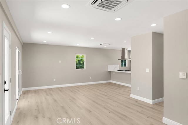 1401 Highland Street, Santa Ana CA: https://media.crmls.org/medias/ad551e1d-318f-477c-880c-4e8c7c7d28ca.jpg
