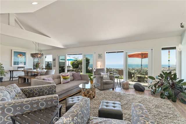 Detail Gallery Image 7 of 40 For 723 Avenida Presidio, San Clemente,  CA 92672 - 4 Beds | 2 Baths