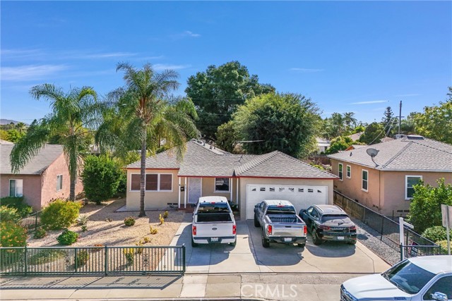 Detail Gallery Image 1 of 32 For 913 S Lincoln Ave, Corona,  CA 92882 - 3 Beds | 1 Baths