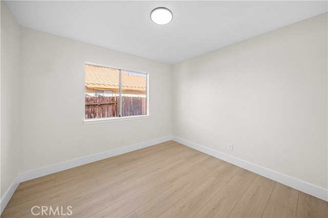 Detail Gallery Image 20 of 28 For 43909 Estrella, Lancaster,  CA 93535 - 5 Beds | 2 Baths