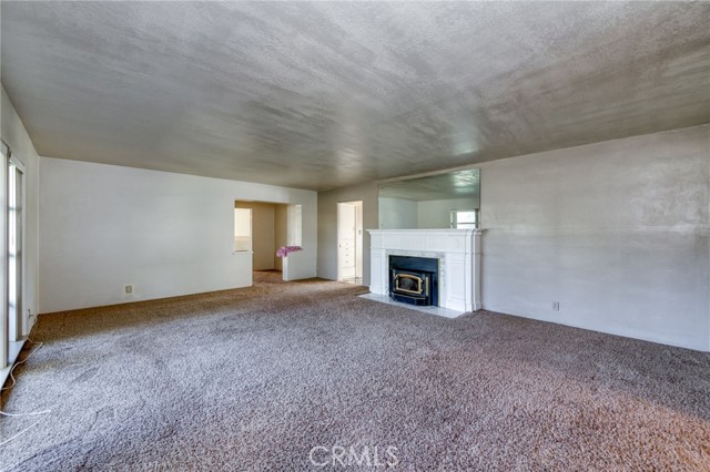 Detail Gallery Image 9 of 35 For 610 Park, Madera,  CA 93637 - 2 Beds | 2 Baths