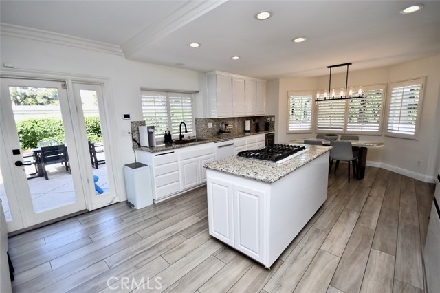 Detail Gallery Image 13 of 40 For 20 Salerno, Irvine,  CA 92614 - 4 Beds | 3 Baths